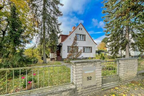 Straßenansicht - 5 Zimmer Einfamilienhaus zum Kaufen in Berlin