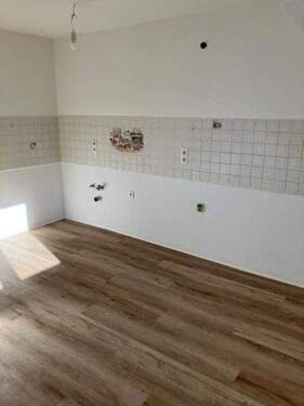 HuDamKü2 - 3 Zimmer Etagenwohnung in Reichenbach