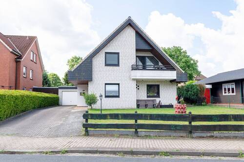 Außenansicht Front / Straße - 5 Zimmer Einfamilienhaus zum Kaufen in Beverstedt