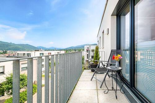 Balkon mit Blick über Waldkirch (DG) - 