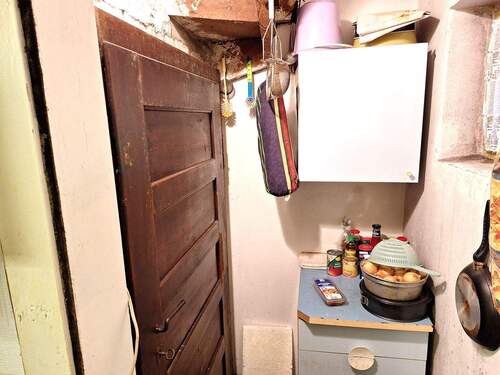 17 Abstellkammer Altb.jpg - 