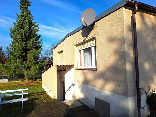 03 Anbau mit Kellerausg..jpg - 4 Zimmer Einfamilienhaus in Forst (Lausitz)