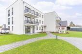 Innenhof - 4 Zimmer Terrassenwohnung in Bentwisch