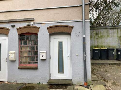 Wohnungseingang - 2 Zimmer Etagenwohnung zur Miete in Kiel