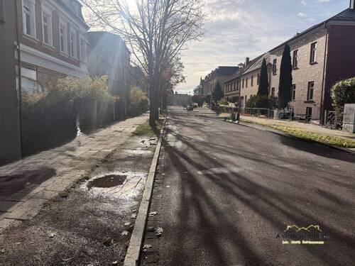 Straßenansicht (2) - 