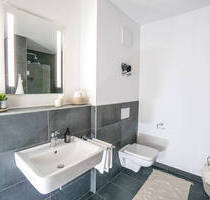 Leben mit Freiraum: 4-Zimmer-Neubau mit großzügigem Balkon - Komfort & Eleganz vereint! - Kümmersbruck