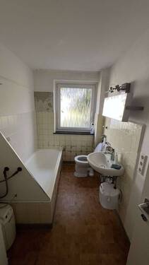 Bad mit Durchlauferhitzer - 