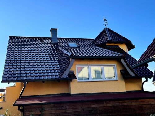 Ostseite mit Gaube - 