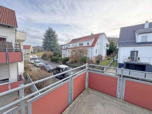 Balkon - 2 Zimmer Etagenwohnung zum Kaufen in Pfullingen