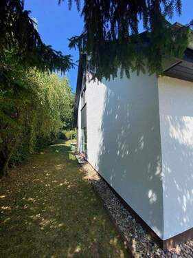 Seitenansicht links - 6 Zimmer Mehrfamilienhaus, Wohnhaus in Homburg