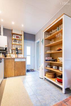 Eingang / Küche - 3 Zimmer Mehrfamilienhaus, Wohnhaus zum Kaufen in Grömitz