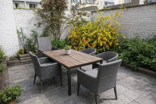 Garten ( Staged ) - 