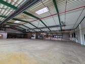 Produktions- und Lagerhalle - 