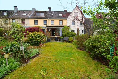 Rückansicht - 4 Zimmer Reihenmittelhaus zum Kaufen in Essen