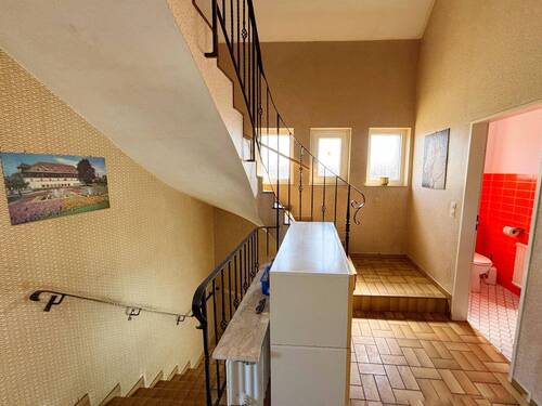 Treppenhaus am Eingangsbereich - 