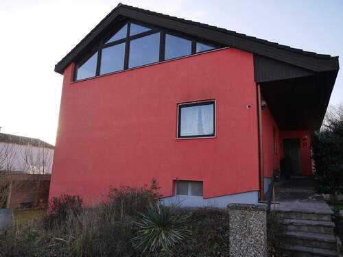 Hausansicht - Platz für alle und alles - 479.000,00&nbsp;EUR Kaufpreis, ca.&nbsp; 265,00&nbsp;m&sup2;&nbsp;Wohnfl&auml;che