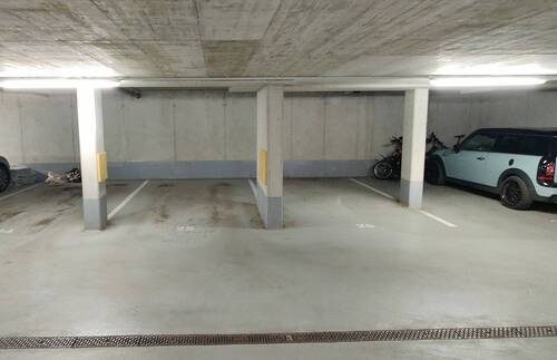 17 Tiefgarage-Kfz-Stellplatz.jpg - 