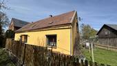 Vorderansicht - 8 Zimmer Einfamilienhaus zum Kaufen in Neustadt
