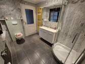 Bad EG mit Dusche, WC Möbel - 