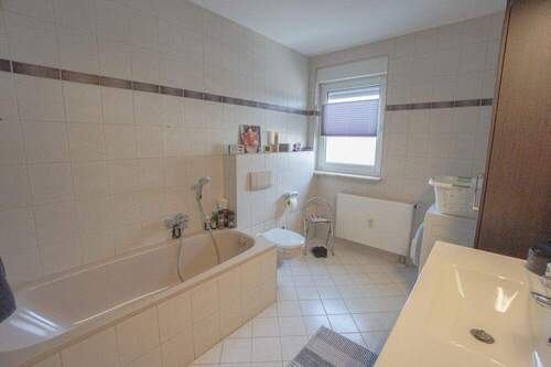 Penthouse - Tageslichtbad - 