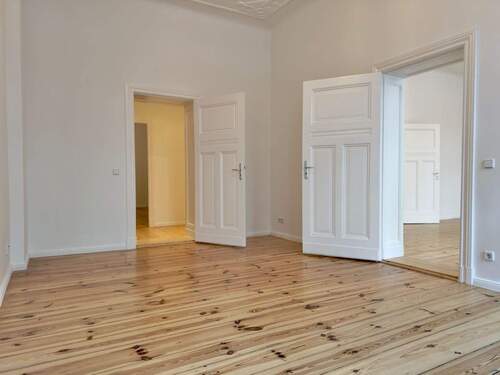 Zimmer 2 - 