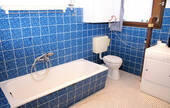 Bad mit Wanne - 