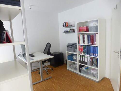 Büro / Kinderzimmer - 