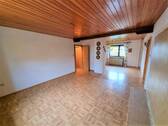 Bild 1 - +++ Großzügiges Ein- bis Zweifamilienhaus mit sonnigem Garten, Garage und Nebengebäude in bevorzugter Lage+++