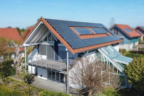 Titelbild - Architektur, Ruhe und Nachhaltigkeit: Sofort bezugsfreies Zuhause nahe Bielefeld