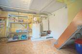 Kellerraum mit Heizungsanlage - 