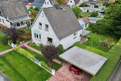 Luftafnahme Front-/Seitenansicht - 3 Zimmer Einfamilienhaus in Bremerhaven