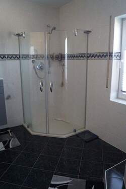 Badezimmer/Dusche - 
