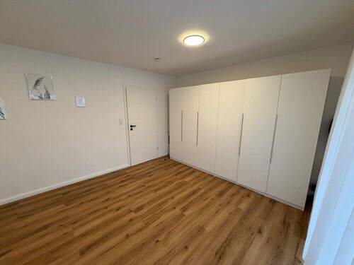 Schlaf-/Kinderzimmer - 