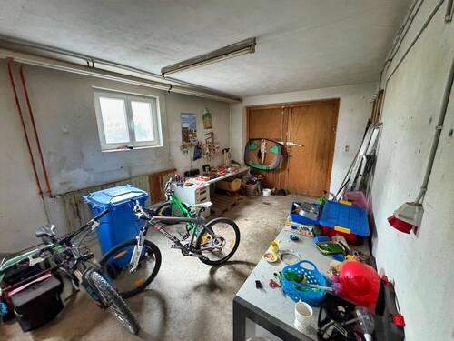 Garage UG - 