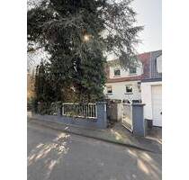 Provisionsfrei, sanierungsbedürftiges Reihenhaus in Ludwigshafen Oppau - Ludwigshafen am Rhein