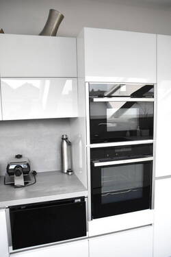 Dampfgarer und Backofen - 