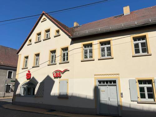 Hauseingang - Mehrfamilienhaus, Wohnhaus mit 172,00 m&sup2; in Bad Schmiedeberg zum Kaufen