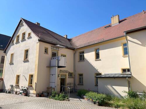 Haus Hofseite mit Lift - 