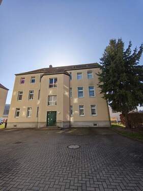 Gebäude - Klein aber Mein: gemütliche 2-Zimmer-Wohnung sucht neue Mieter.