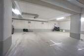 Tiefgaragenstellplatz - 