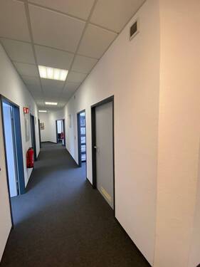 Flur.jpg - Büro in Göttingen zur Miete