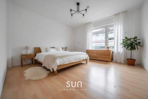 EINRICHTUNGSBEISPEIL - Einfamilienhaus mit 214,00 m&sup2; in Friedrichsdorf zum Kaufen