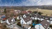 Vogelperspektive - Exklusives RMH mit Garten, Garage, EBK und Terrasse zur Vermietung in Nürnberg - Pillenreuth