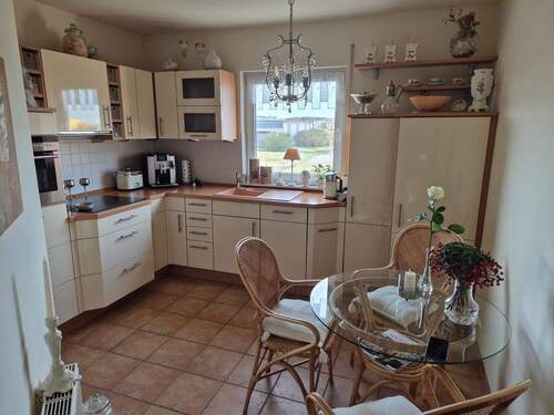 Einbauküche - Etagenwohnung mit 71,00 m&sup2; in Neubrandenburg zum Kaufen