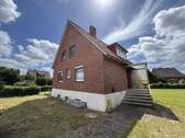 Seitenansicht zum Eingang - 