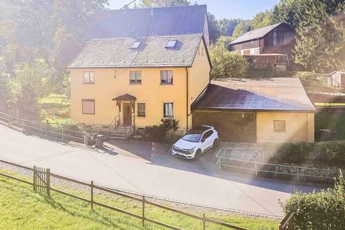 Hausansicht straßenseitig 03 - *Ein Haus - alle Möglichkeiten!* EFH perfekt zum Eigennutz oder zur Ferienvermietung