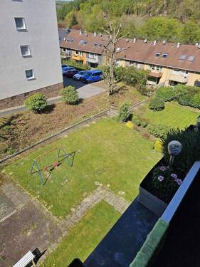 Blick vom Balkon r - 