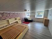 Schlafzimmer EG - 