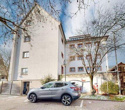 Ansicht seitlich - 4 Zimmer Etagenwohnung zum Kaufen in Neustadt/Wstr.