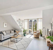 Lichtdurchflutete, bezugsfreie Dachgeschoss Wohnung mit Balkon - München Trudering-Riem